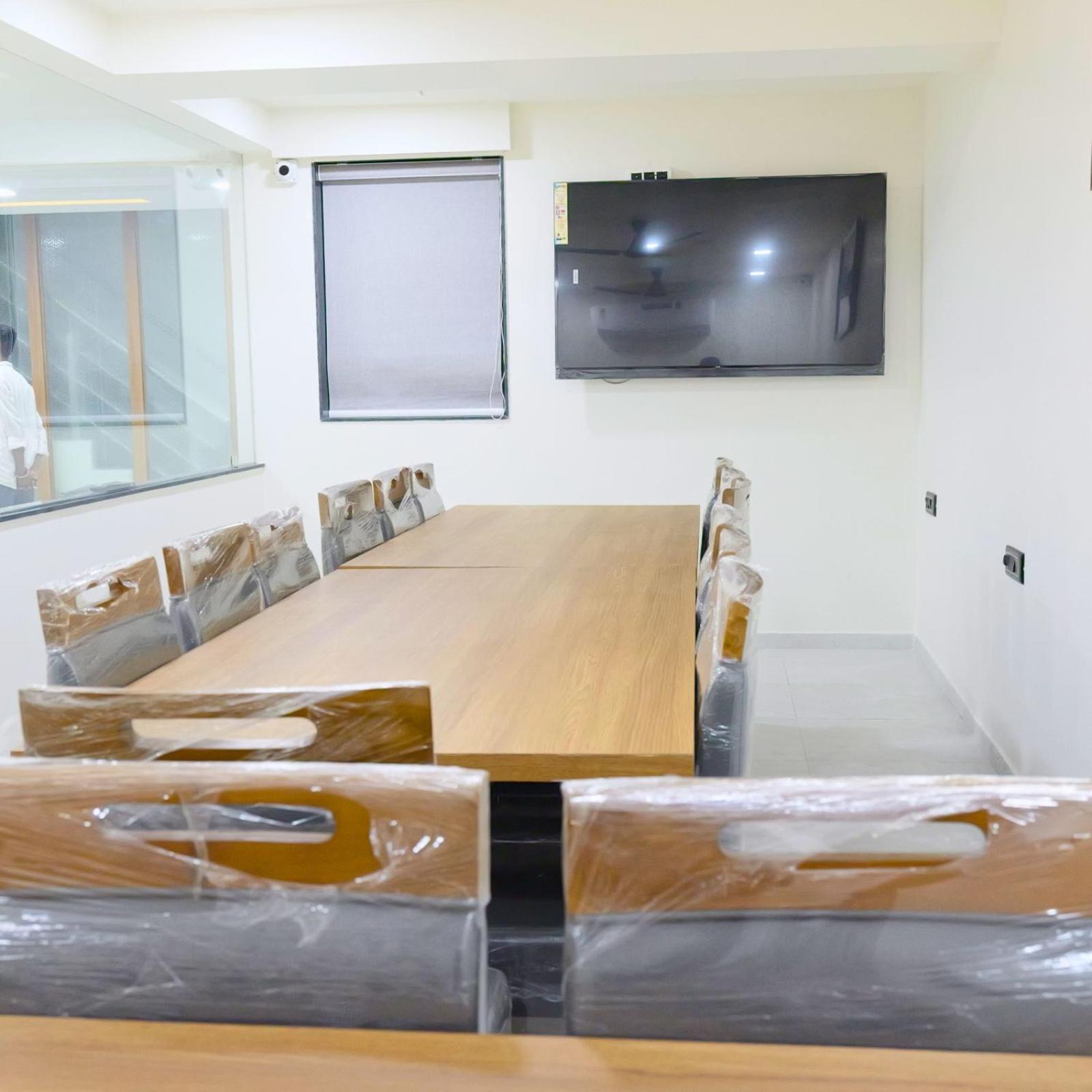 Hotel Royal Elite Rajkot Ngoại thất bức ảnh
