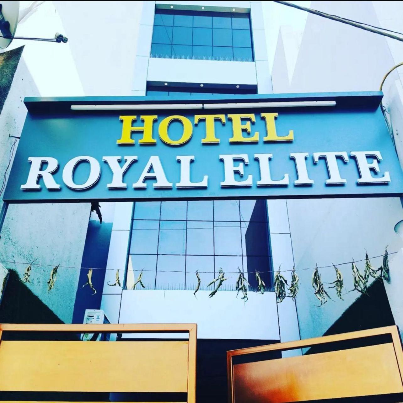 Hotel Royal Elite Rajkot Ngoại thất bức ảnh